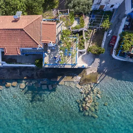 Holiday home Petalides